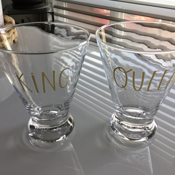 Rae Dunn Glassware x 6 (Wine, Mugs, Cocktails) - Picture 3 of 5